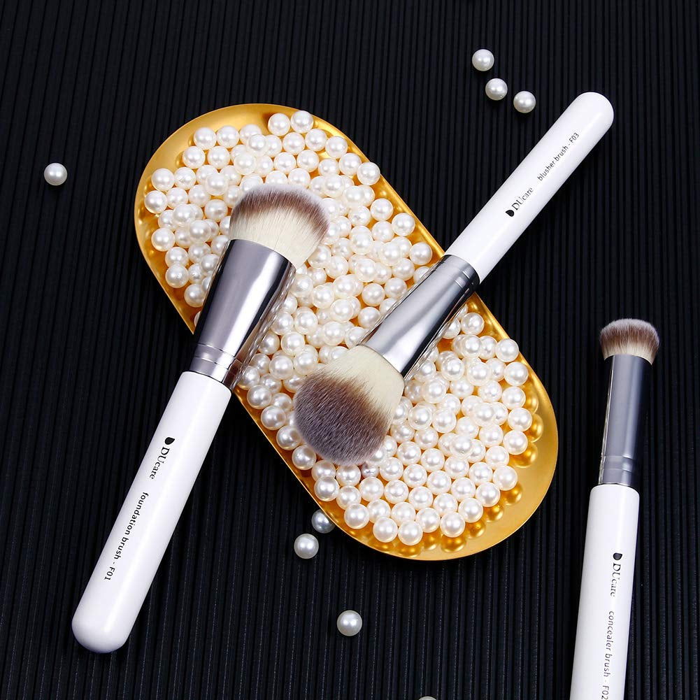 3Pcs Kabuki Makeup Brush Set, Foundation Contour Blush Concealer Brush, Travel Buffing Blending Brush for Liquid Cream Powder Face Makeup White