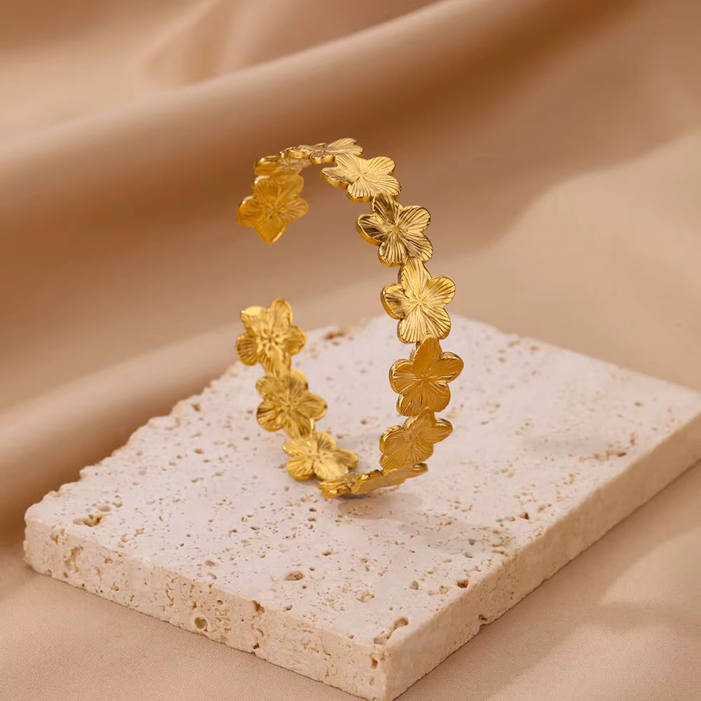 Flower Cuff Bracelet Bangle for Women Gold Color Flora Stainless Steel Bangles Casting Aesthetic Couple Wrist Jewelry Pulseras