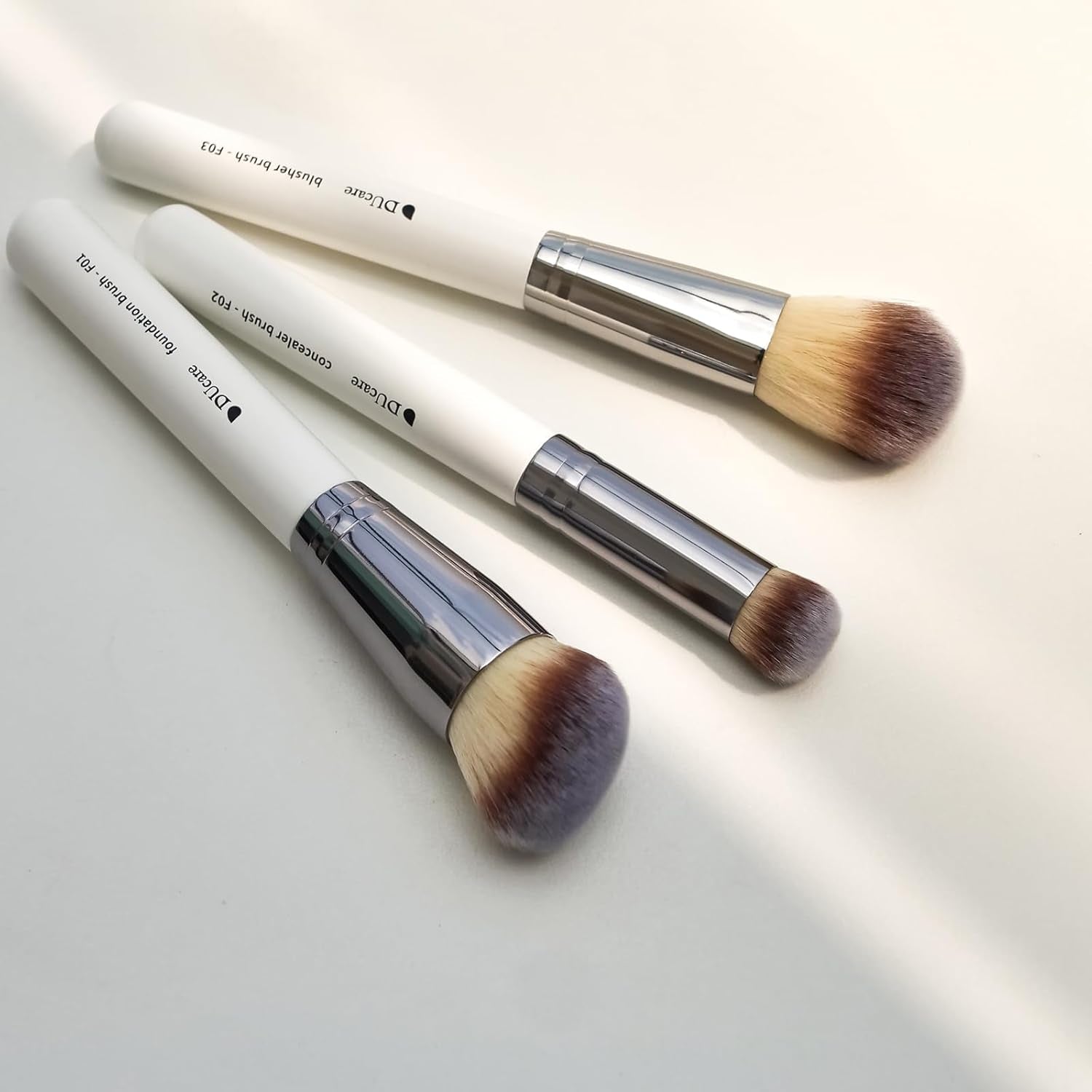 3Pcs Kabuki Makeup Brush Set, Foundation Contour Blush Concealer Brush, Travel Buffing Blending Brush for Liquid Cream Powder Face Makeup White