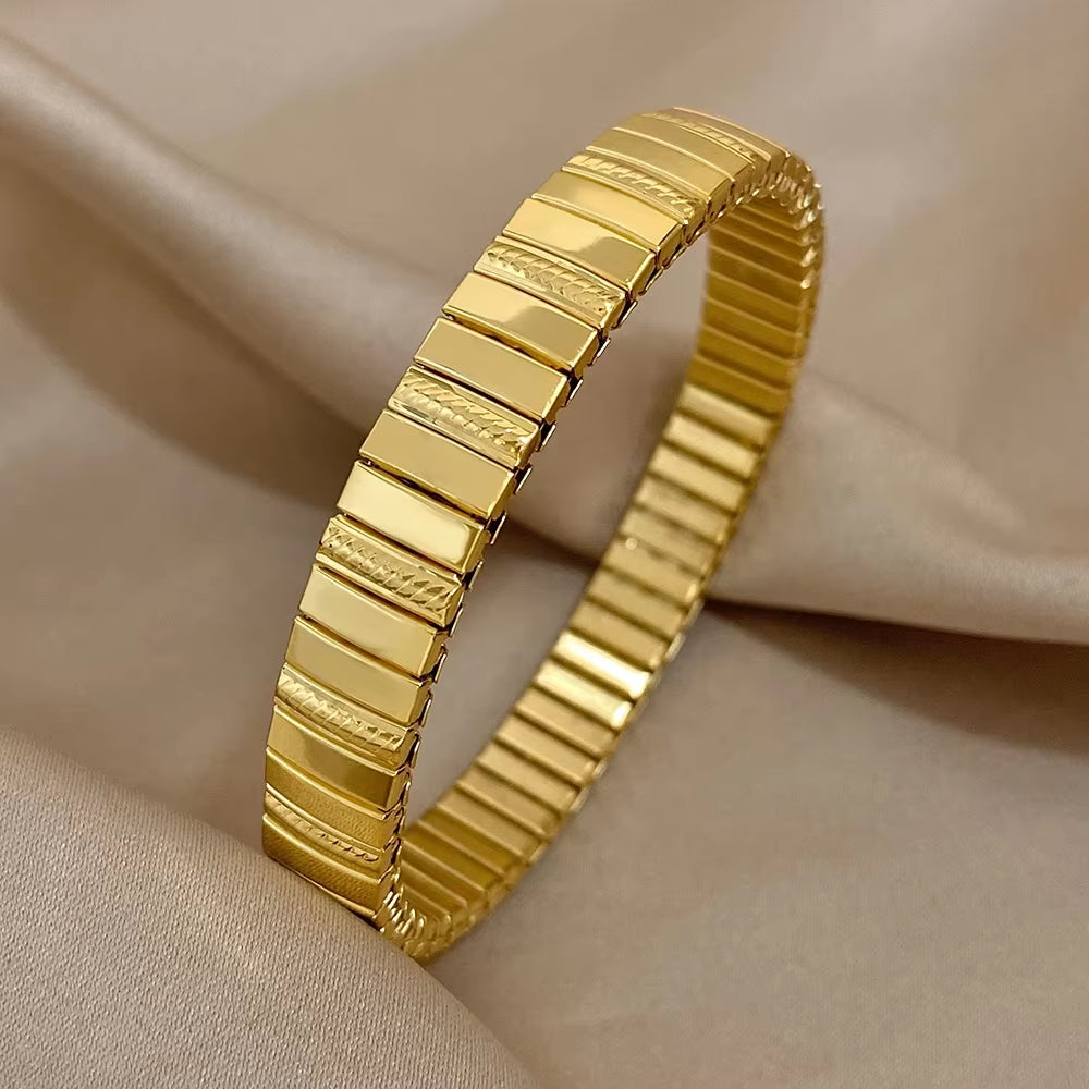 Waterproof Stainless Steel Bangles Bracelet 18K Plated Fashion Jewelry for Women Men Love Heart Flower Square Pattern Jewelry
